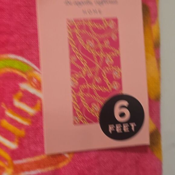 Juicy Couture Home Heart Chains Oversized Beach Towel - Picture 5 of 6